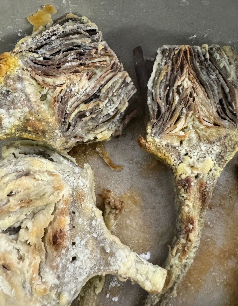 Carciofi infarinati al forno nella teglia